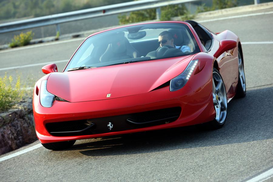  Ferrari 458 Spider 2012 года  (фото 30 из 136)